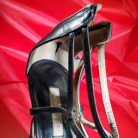 Women's shoes - Picture 4 of 4